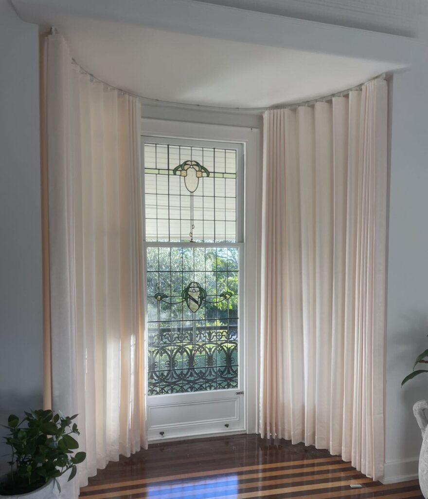 bens curtains curved track with s fold design