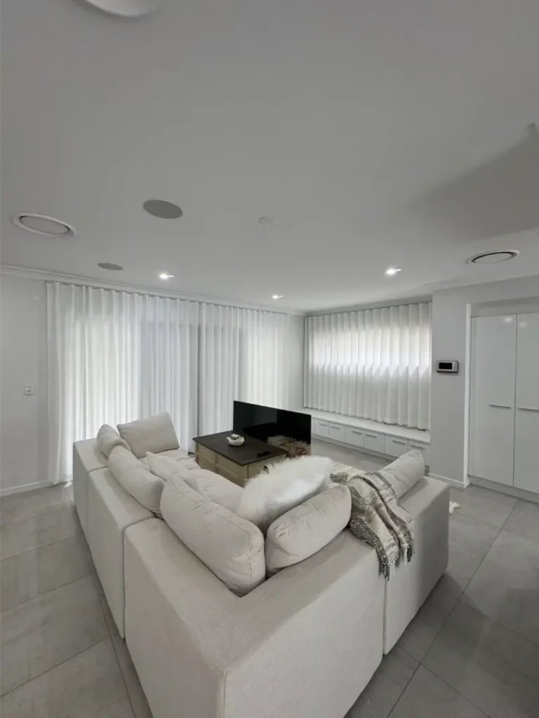 living two sheer S-fold