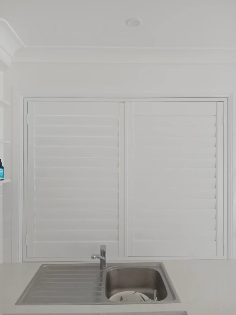 blockout shutter in sink