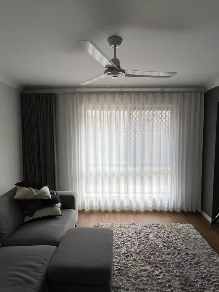 S-fold curtain in bedroom