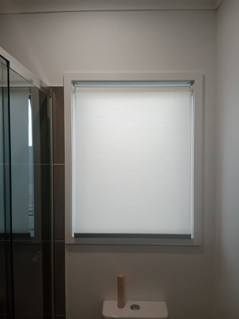 privacy blinds